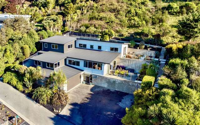 Future-Proof Living - Views, Space and Versatility