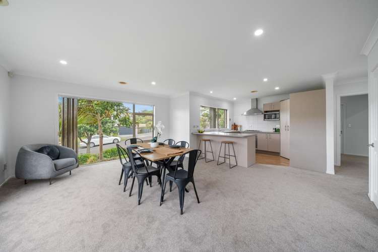 50 Te Puia Drive Aotea_5