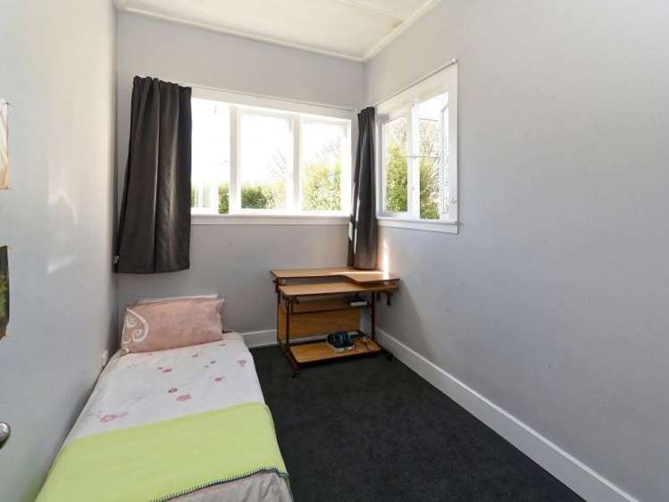 73 Galloway Street Hamilton East_14