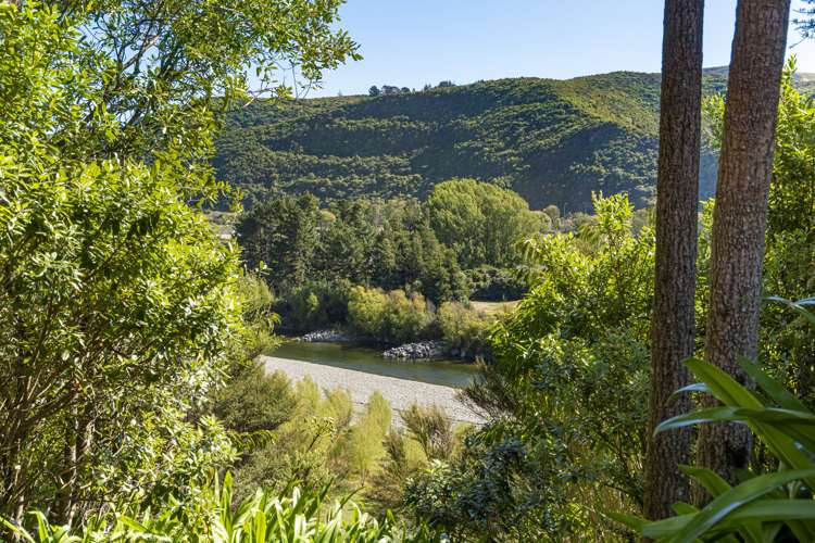 66 Holborn Drive Stokes Valley_23