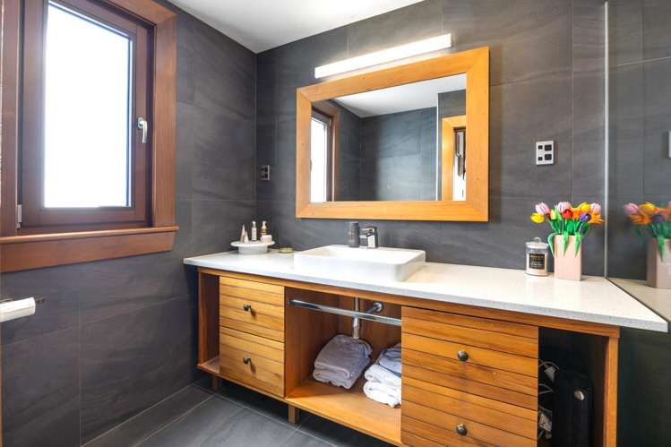 168 Lyttelton Street_3