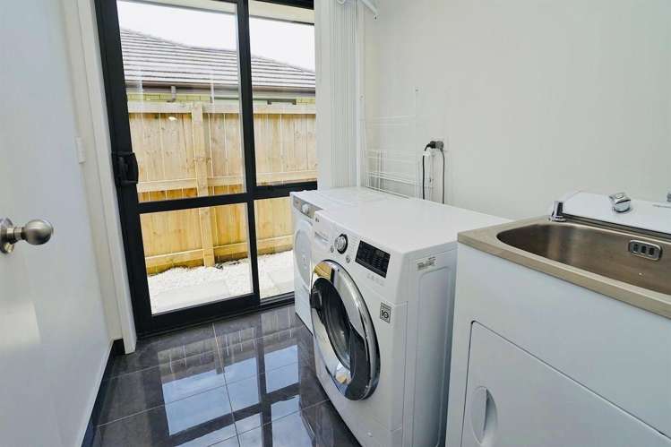 266 Dixon Road Fitzroy_13