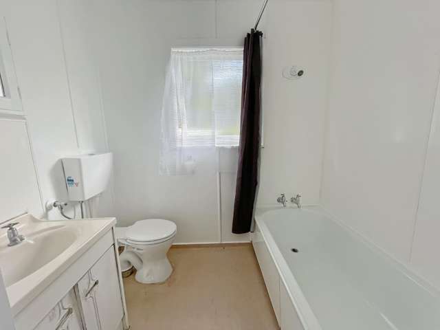 151 Hine Road 10629_4