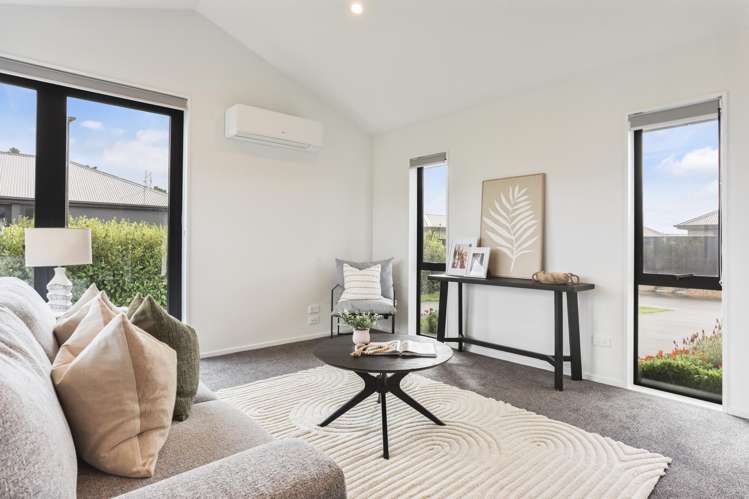 65 Hardingstone Drive_4