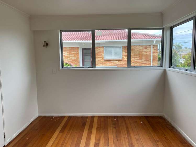 8b Melanie Place Orewa_7