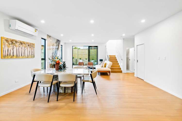 2/90 Picasso Drive West Harbour_14