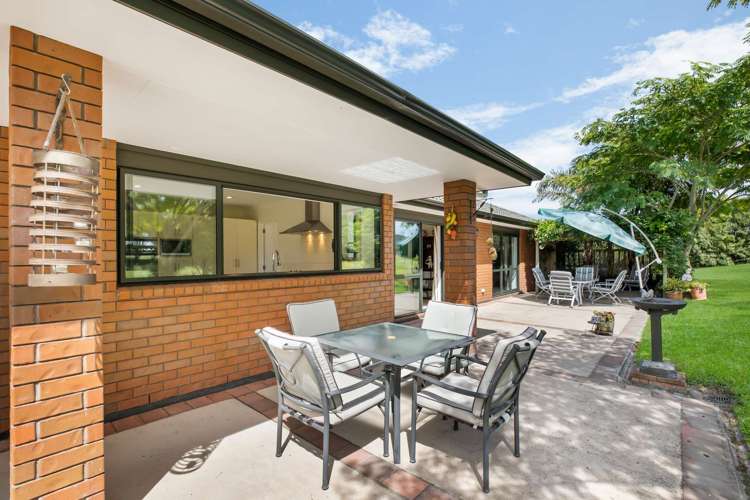 6 Armstrong Way Waiuku_14