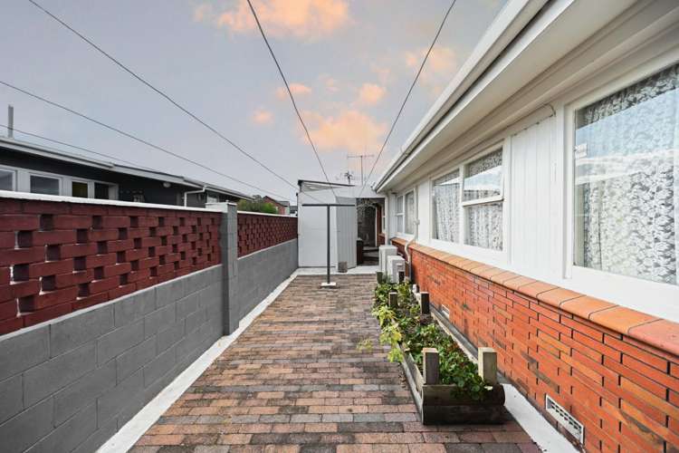 2 Guy Place Melville_21