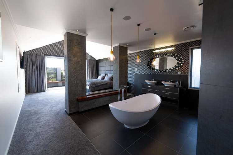 19 Northside Drive Waikiwi_13