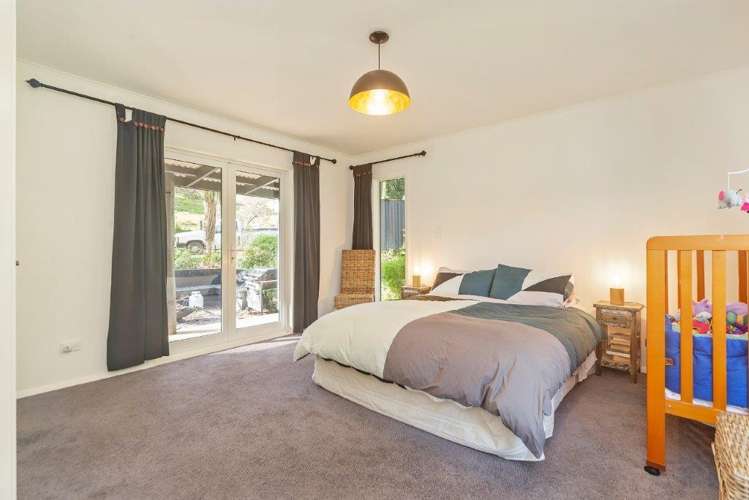 1327 Hinakura Road Hinakura_9