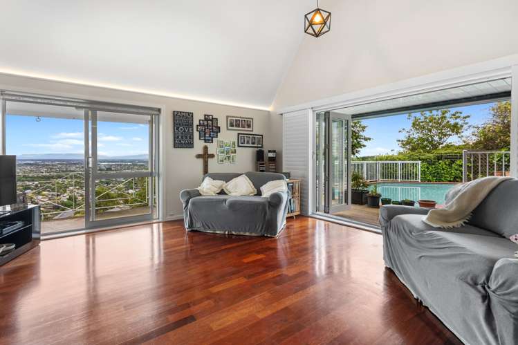 75 Whaka Terrace Huntsbury_2