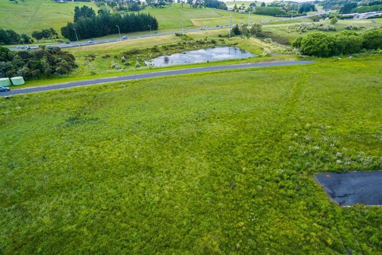 16 Aeropark Drive Dairy Flat_7