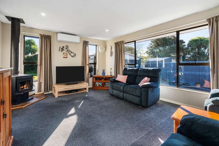 59 Oakley Crescent Hornby_5