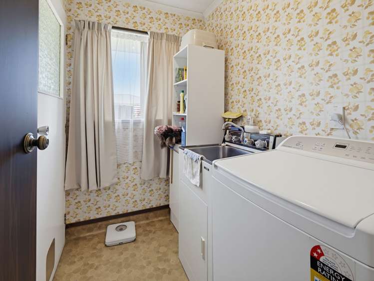 2A Innes Place Roslyn_32