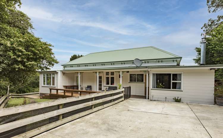 2 Windsor Road Waipawa_13