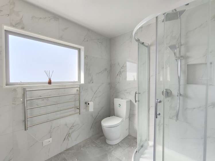 748 Redoubt Road Flat Bush_15