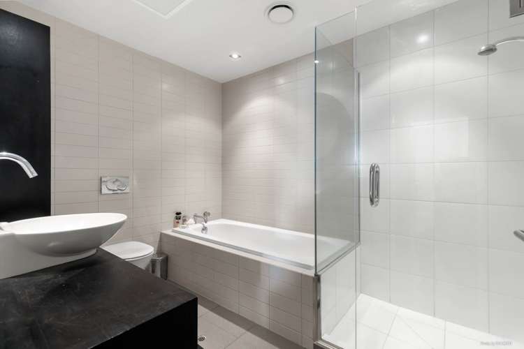 6/16 Beach Front Lane Browns Bay_7