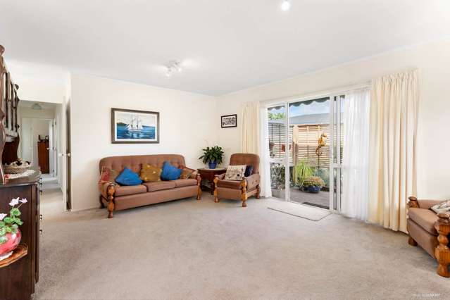 11/54 Lakeside Drive Orewa_4