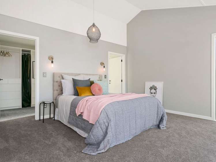 37 Alan Livingston Drive Cambridge_12