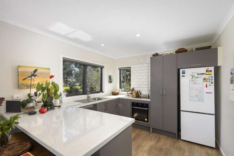 86 High Street Eketahuna_5