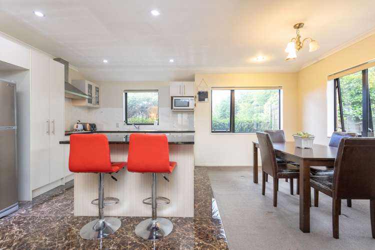 25a Chorley Avenue Massey_19