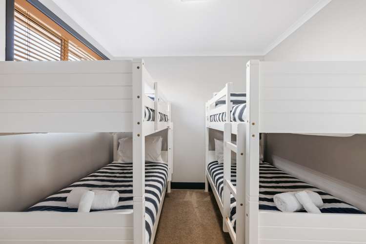 2/203 Oceanbeach Road Mount Maunganui_13