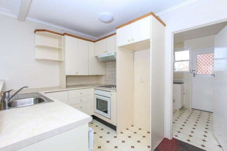 6/2 Thatcher Street Mission Bay_6