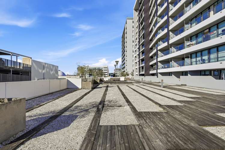 2/602 Beach Road Auckland Central_22