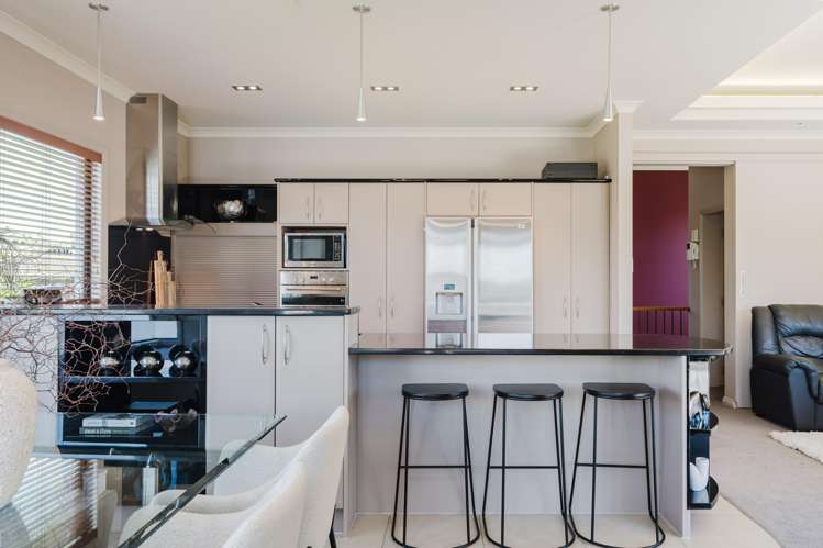 136 Lake Crescent Hamilton Lake_5