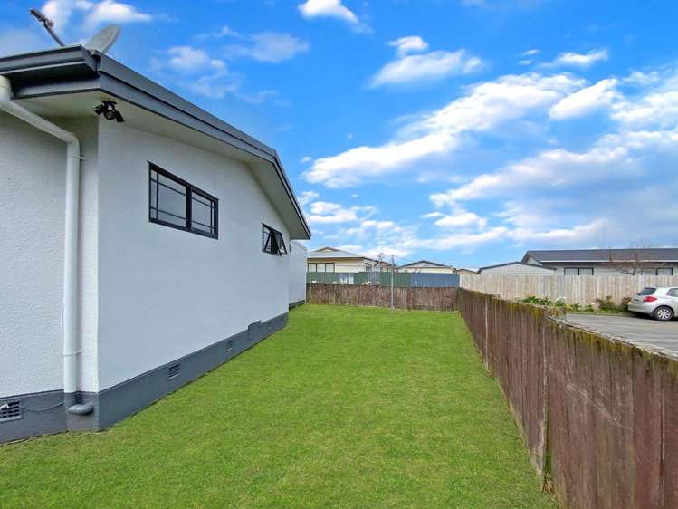 5 Templeton Place Clendon Park_16