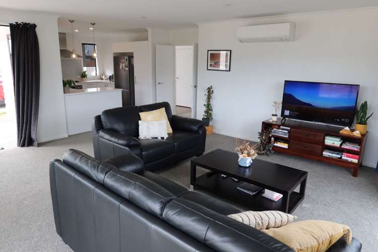 12 Hebbard Court Albert Town_3