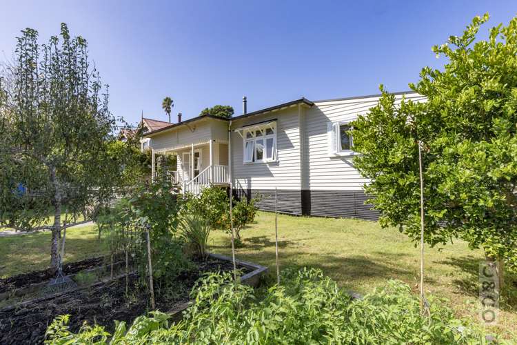 3 Downer Street Helensville_35