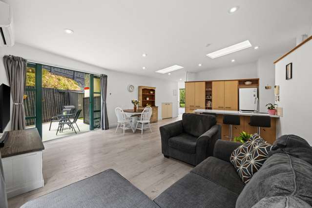 3b Laing Cove Havelock North_1