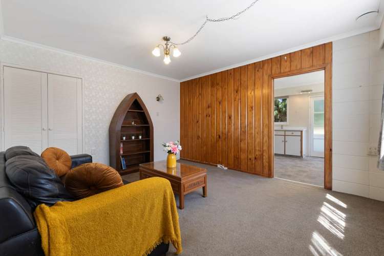 14 Imatra Place Sunnyhills_21