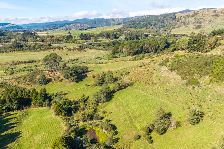 358 Kuku East Road Manakau_16