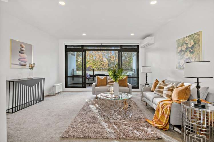 54B/130 Great South Road_0