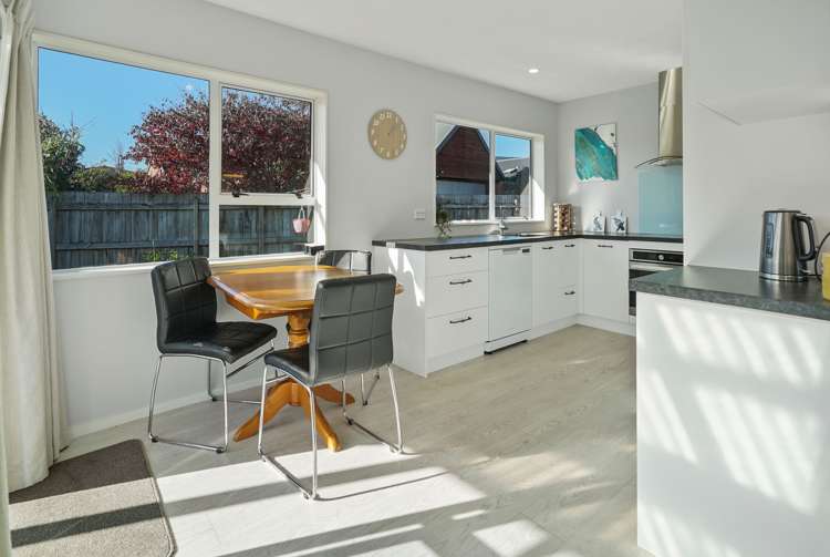 11 Ledger Close Richmond_6