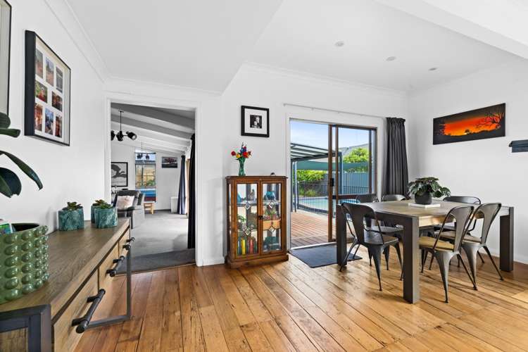 7 Flanders Avenue Onekawa_6