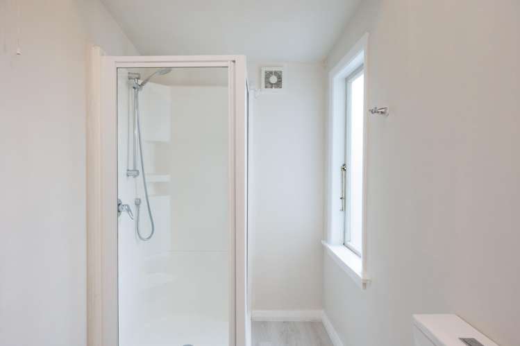 24 Vernon Avenue Takaro_19