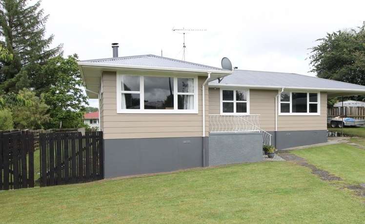 2 George Place Tokoroa_15