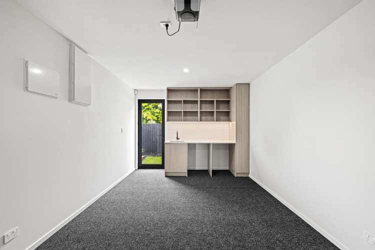 2/7 Cossar Street Burwood_13