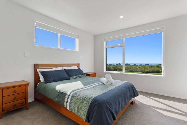 24 Rawinia Place Te Kaha_24
