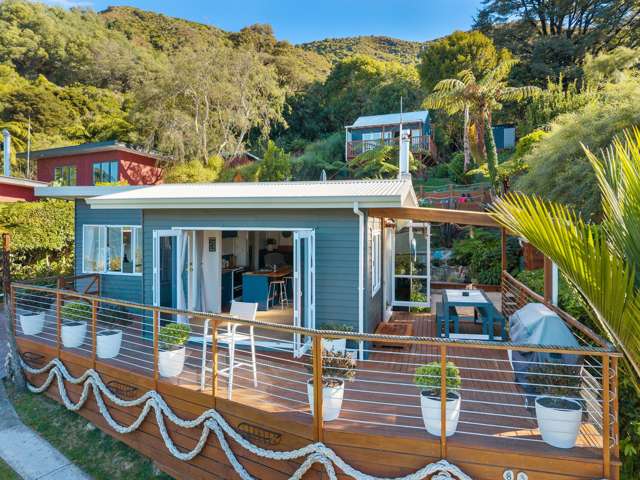 Kiwi Bach - EV Charger included!