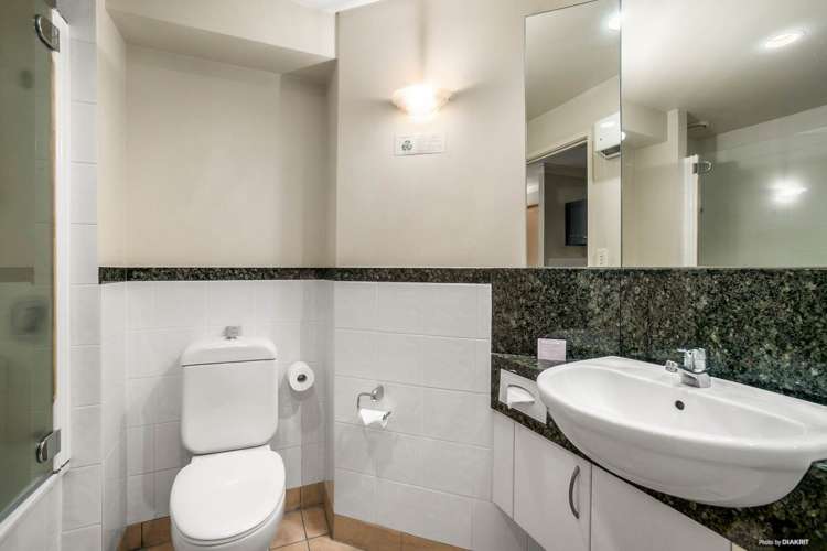 1f/100 Greys Avenue Auckland Central_5