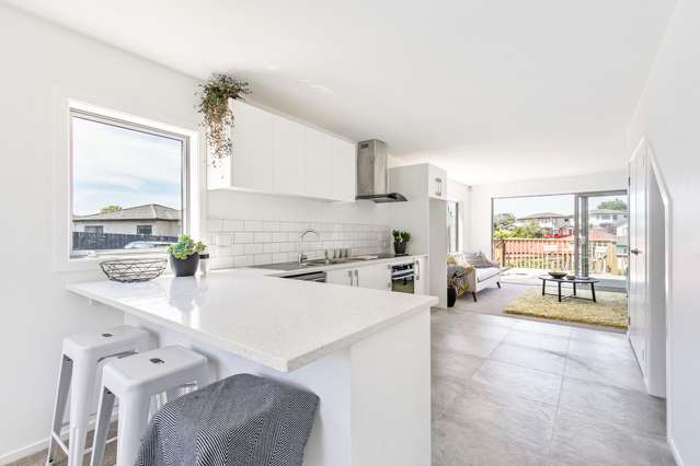 1/65e Metcalfe Road Ranui_2