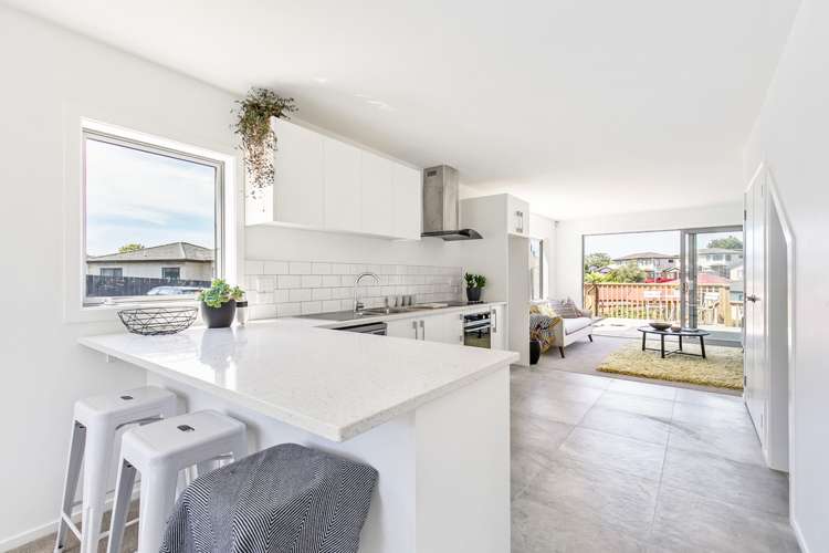 1/65e Metcalfe Road Ranui_2