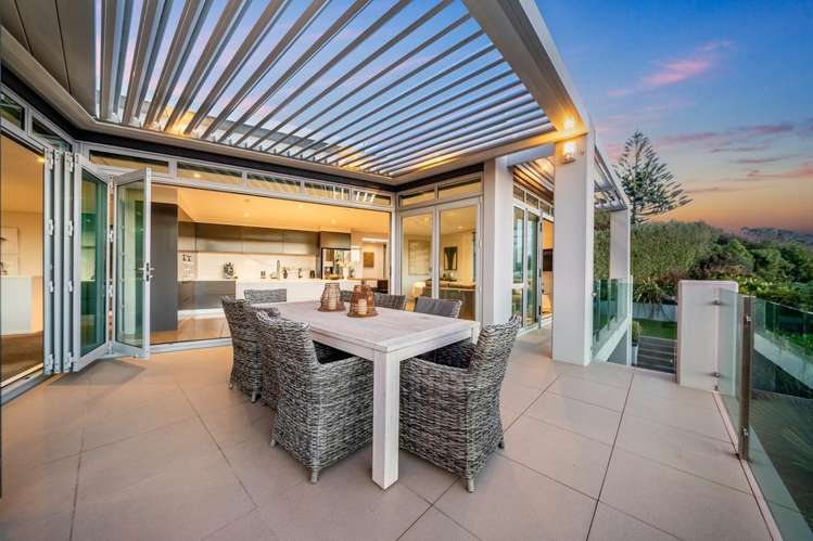 32 Roys Road Plimmerton_4