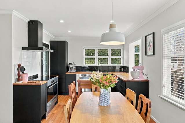 7 Stokes Avenue Te Atatu Peninsula_2