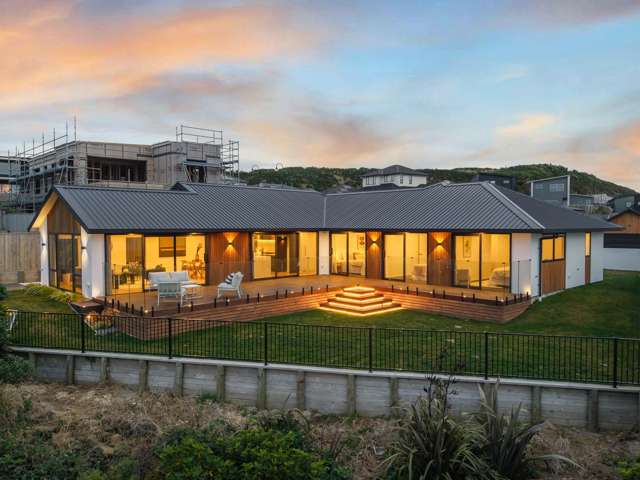 60B Queen Charlotte Drive Aotea_1