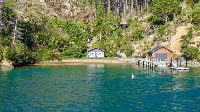 - Opua Bay, Tory Channel Queen Charlotte Sound_1
